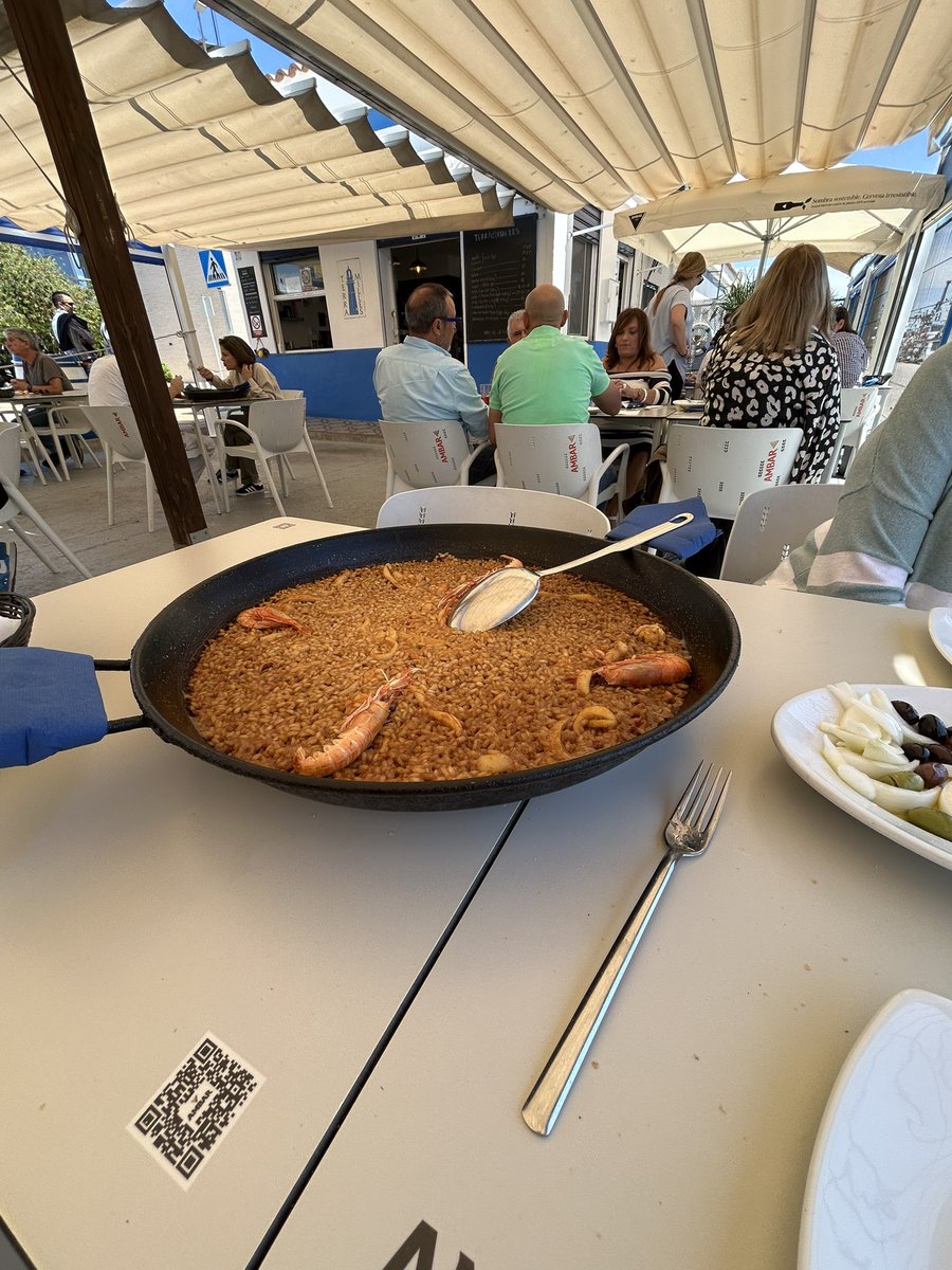 Ojo quin arrosset me vaig fe ahir en Paco Poal que se jubilae al Terra Milles
i dos dochenes de sardina fresca, aixo si aprepareu la billetera