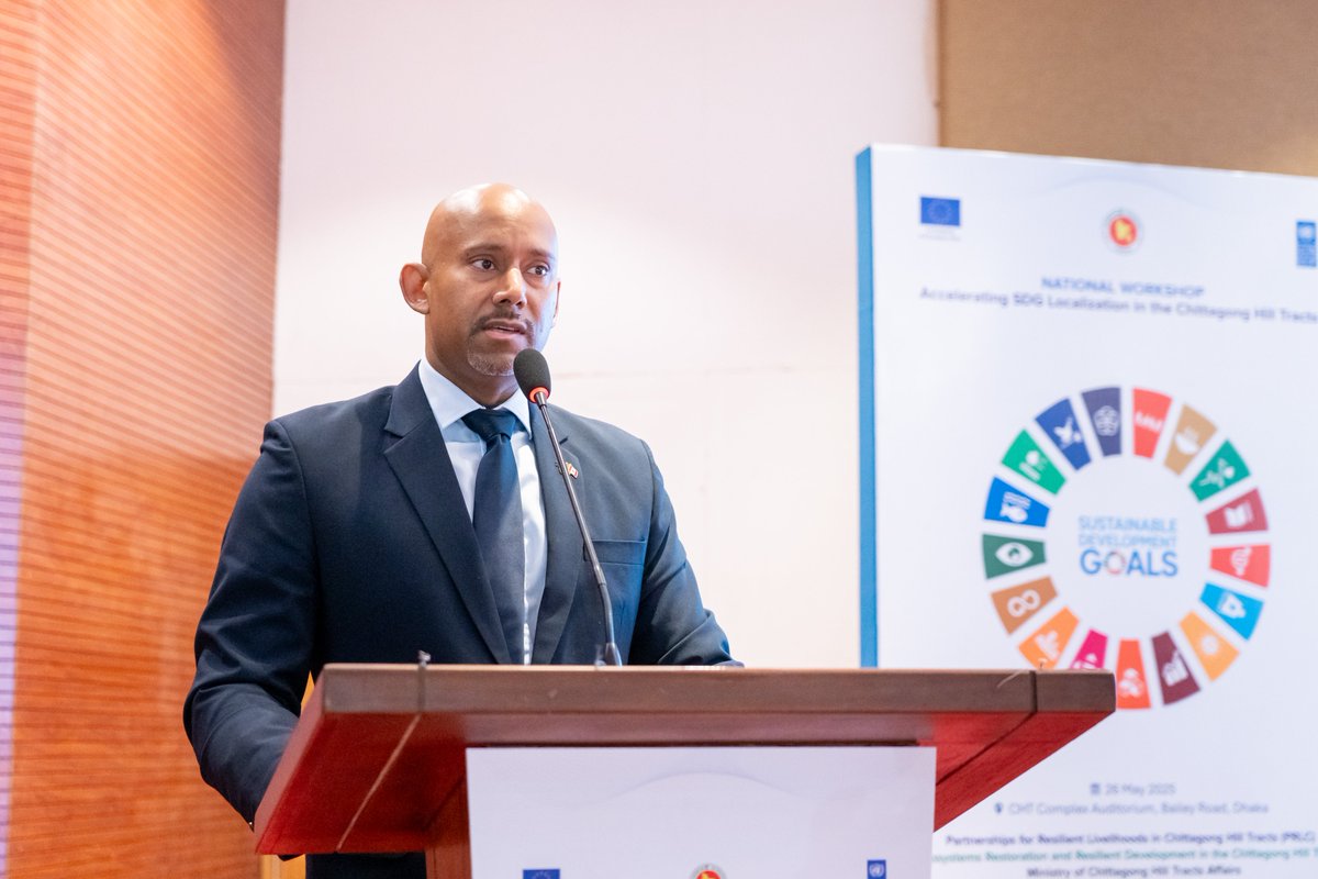 UNDP Bangladesh (@undp_bd) on Twitter photo A National Workshop on SDG Localization Acceleration in #CHT was held in Dhaka, hosted by #MoCHTA with <a href="/UNDP/">UN Development</a>🇧🇩 & <a href="/EUinBangladesh/">European Union in Bangladesh</a> 🇪🇺 support under the #PRLC project. The event aims to fast-track #SDGs implementation in the Chittagong Hill Tracts. Read more: t.ly/AgeAn A National Workshop on SDG Localization Acceleration in #CHT was held in Dhaka, hosted by #MoCHTA with <a href="/UNDP/">UN Development</a>🇧🇩 & <a href="/EUinBangladesh/">European Union in Bangladesh</a> 🇪🇺 support under the #PRLC project. The event aims to fast-track #SDGs implementation in the Chittagong Hill Tracts. Read more: t.ly/AgeAn