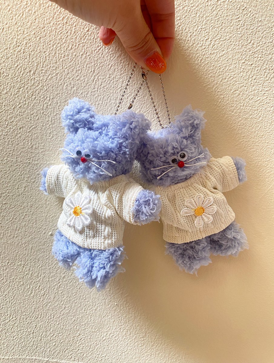 Yu_bb_Yu's tweet photo. PEACEMINUSONE MONAMHEE の
人形買えないから作成🫶🏻
中国版みたいな感じになったけど
お友達とお揃いでジヨコンに🤍

鶴橋でおしゃべりした愛知のおばさまたち
可愛いかったし、手作りがすごかった！
尊敬🥺写真撮ればよかった😭
また会えますように𖤐
#GDRAGON_ÜBERMENSCH 
#GDWORLDTOUR2025 https://t.co/10J3Iuld6R