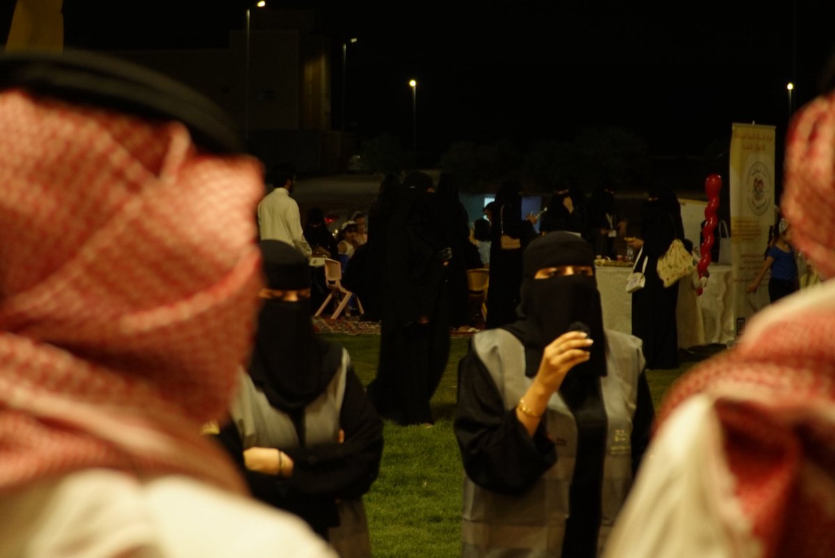 sdc_hawtat's tweet photo. تم بحمد الله مساء أمس تدشين فريق همَّة التطوعي تحت مظلة الجمعية، بحضور رئيس الجمعية أ.سعيد السعيد، انطلاقًا من دور الجمعية في تمكين وتنظيم العمل التطوعي، وسعيًا لبناء كيان فاعل يساهم في خدمة المجتمع، ويعزز من قيم العطاء والانتماء، ويواكب مستهدفات رؤية 2030 في دعم العمل التطوعي. https://t.co/rl7LIpkH2a