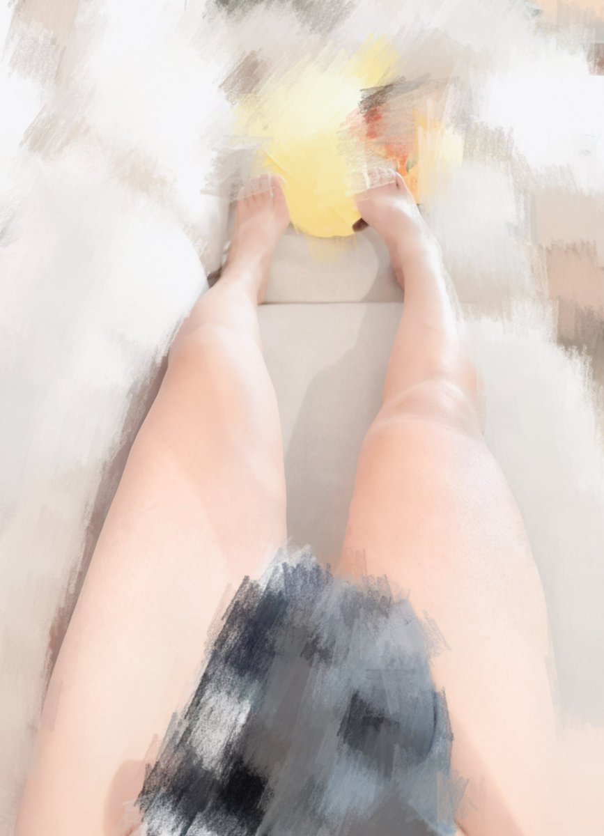 VelvetCharm79's tweet photo. 曬腿❤️
這幾天有下雨終於比較沒那麼熱了…
不然出門真的跟打仗一樣
防曬乳、防曬外套、手套什麼樣樣來,這還只是5月底啊…不敢想像7.8.9月是怎麼樣的地獄😮💨
#偽娘 #男の娘 #Femboy #曬腿 #腿 #腿控 #腿照 #thighs #legshot #femboybait https://t.co/aSHeexrrFu