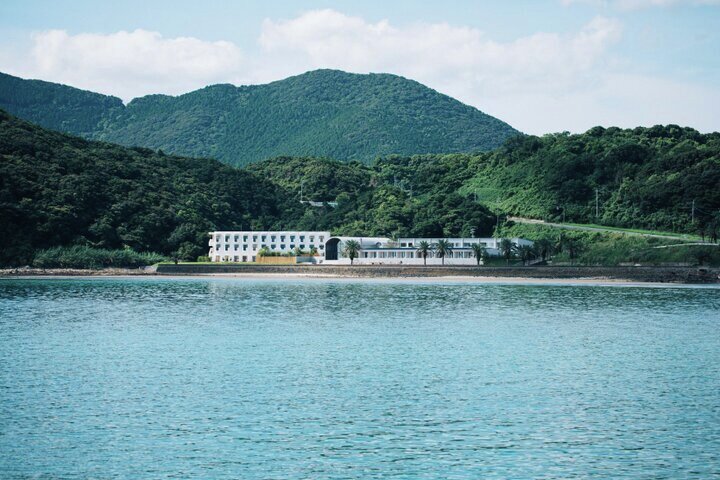 cotrip_twi's tweet photo. ＼“ひとり島旅”へ／
全室オーシャンビューリゾート「カラリト五島列島」に、“おひとりさま専用部屋”が誕生。
ひとりでゆったりと五島の島時間を堪能しませんか？

詳しくはこちら⇒https://t.co/V2fjCvnBhB https://t.co/FboolF9307