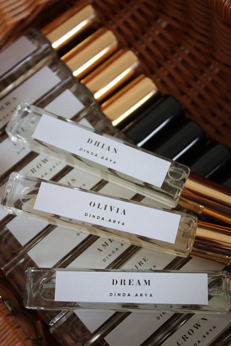 —Meet our Dropship team!✨

Go get your favourite Dinda Arya’s parfum from them :

🌸 Hani <a href="/Haneyy__/">Hanimadu🌻</a> 
🌸 Syahidah <a href="/SyahidahDarmawi/">Syahidah Darmawi 🌷</a> 
🌸 Isha <a href="/ishanajiha_/">Isha 🧚🏼‍♀️</a> 
🌸 Mashi <a href="/mashijuseyo/">M</a>
🌸 Zaty <a href="/sfztyhs/">tyty</a>
🌸 Sofea <a href="/goodlucksofea/">𝘀𝗼𝗳𝗲𝗮 𝘁𝗵𝗲 𝗳𝗶𝗿𝘀𝘁 ⋆𐙚 ̊.</a>
🌸 Asya <a href="/Asyayang99/">Asya ❓ Dinda Arya</a>
🌸 Ayna <a href="/a_ynaaaa/">ayna jual Kamelia|Cookies</a> 
🌸 Rene @renegiftbox