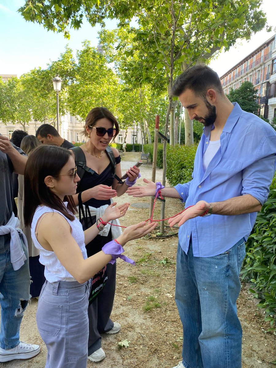 🕵️‍♀️ 𝗞𝗚𝗕: 𝗠𝗶𝘀𝗶𝗼́𝗻 𝗠𝗮𝗱𝗿𝗶𝗱 ha sido todo un éxito… ¡y tenemos pruebas! 📸

Nuestros compis de la ofi de Madrid se convirtieron en espías por un día en una Gymkana de lo más top.

¿Habrán conseguido mantener sus identidades en secreto? 🤫

#LifeatTwenix #Teambuilding