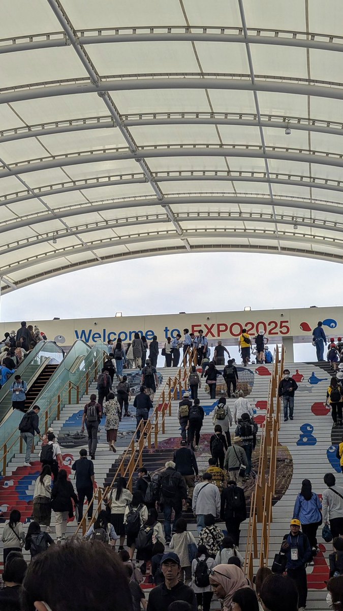 🎉 Avui ha començat la Setmana Catalana a l’<a href="/expo2025_japan/">Expo2025 大阪・関西万博</a>! 🇯🇵

El CVC hi participem amb dues demostracions que exploren la intersecció entre la #tecnologia i l’art.

És un veritable plaer representar la innovació #catalana en un esdeveniment internacional d’aquest nivell.