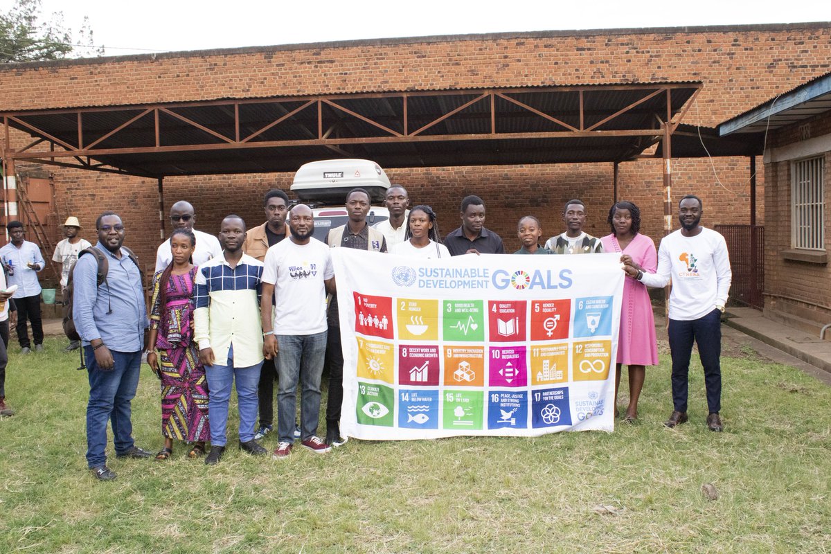 #Semaine_De_La_Libération_Africaine_24_mai_2025, un dialogue citoyen s’est tenu le 24 mai au Centre CERDAF avec ROJECF_RDC, Climate Clock DRC, CAJE_SK et alliés. Au cœur des échanges : JT, énergies vertes, VBG, paix &amp; souveraineté africaine.
<a href="/Youth4SDGsUga/">Youth Coalition for the SDGs 🇺🇬</a> <a href="/CYNESA/">#LaudatoSi #LaudateDeum #WWD2026</a> <a href="/ConservC/">Conserv Congo</a> #ODD.