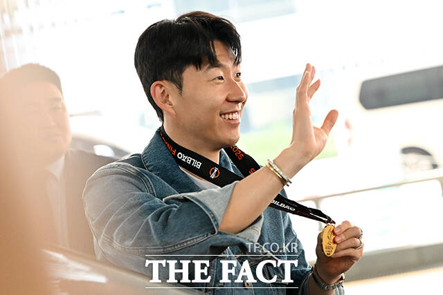 ✿ 손민’ tweet media