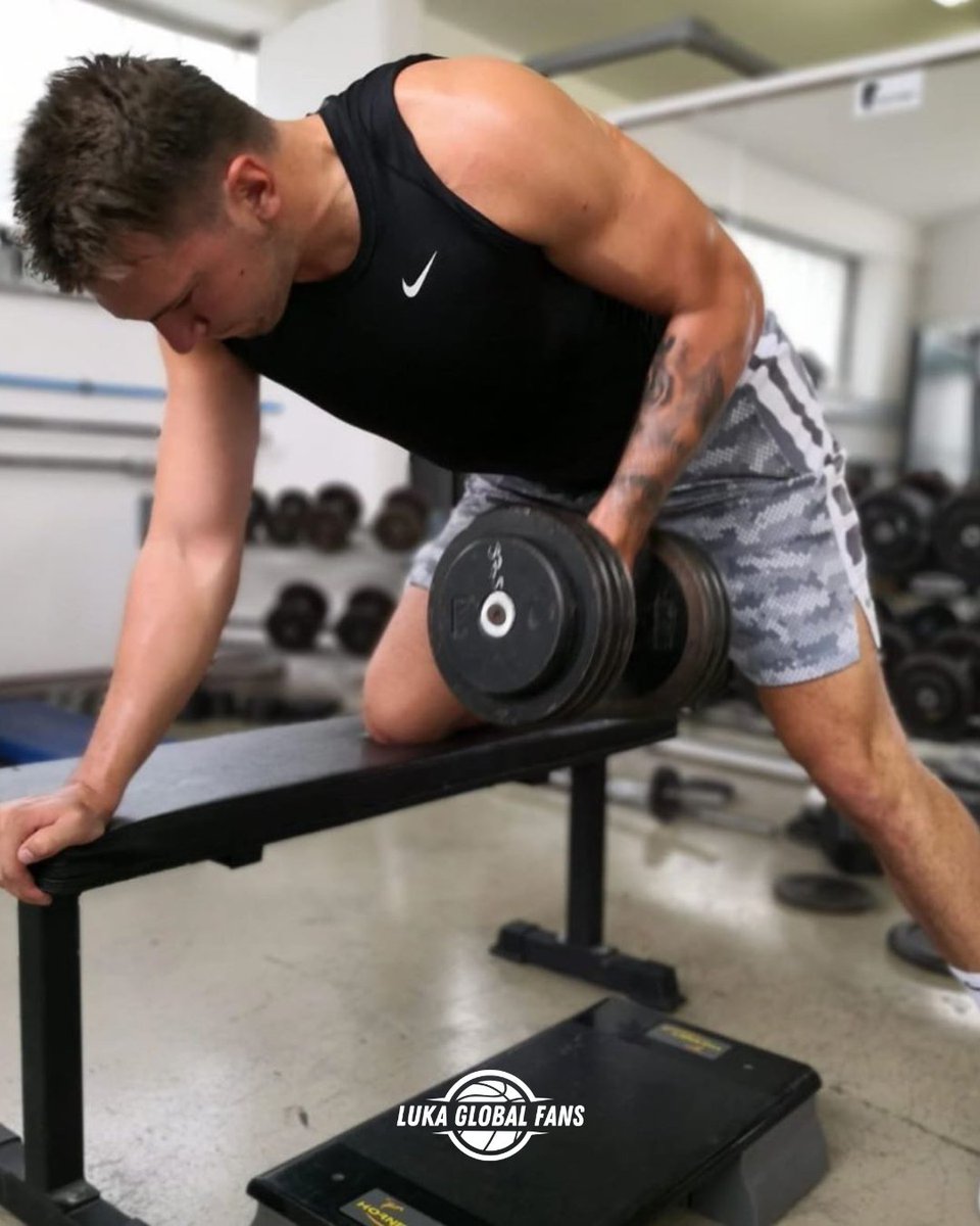 AthleteLuka's tweet photo. "Push yourself, because no one else is going to do it for you." πͺ
#NoExcuses #TrainHard #FitnessMotivation #DisciplineEqualsFreedom #GymLife #MindOverMatter #WorkoutQuote #StayHungry #DailyGrind #FitInspiration https://t.co/IT1vGREHMt