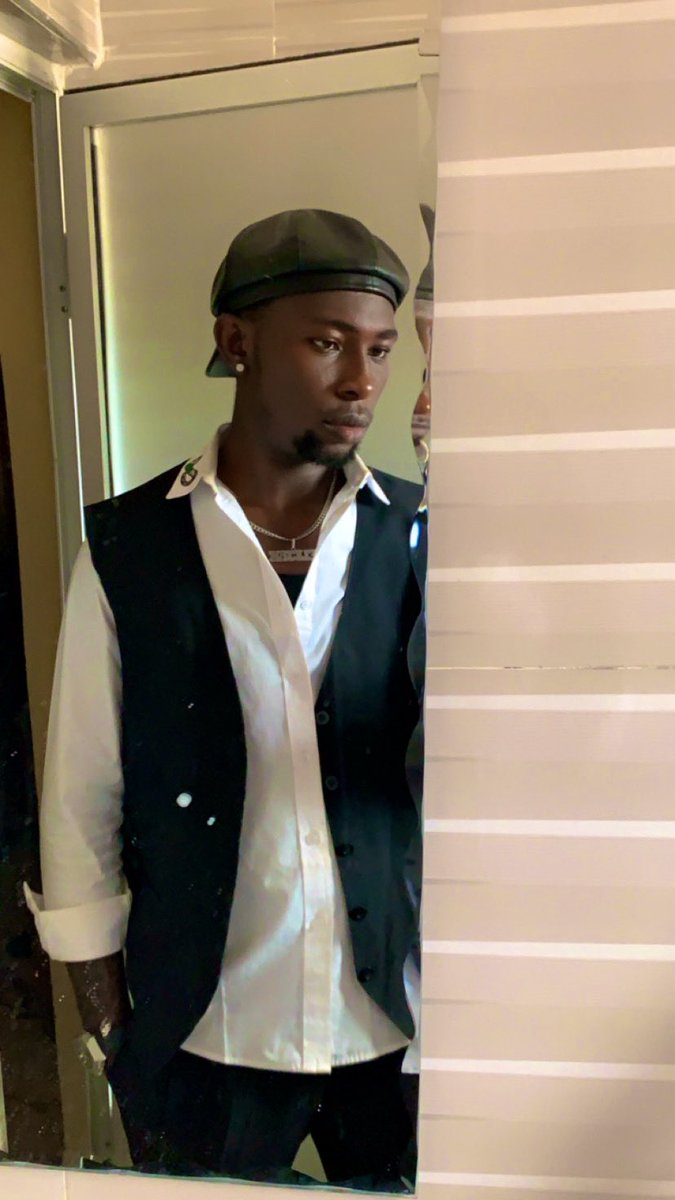 elijah_mvp's tweet photo. 🖤👽 https://t.co/zLD1abPN1A