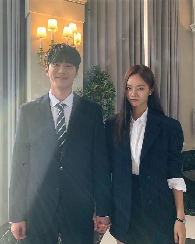 mrematthew's tweet photo. @junyoungmre we cute or sumn. https://t.co/L4dhGJYzg0