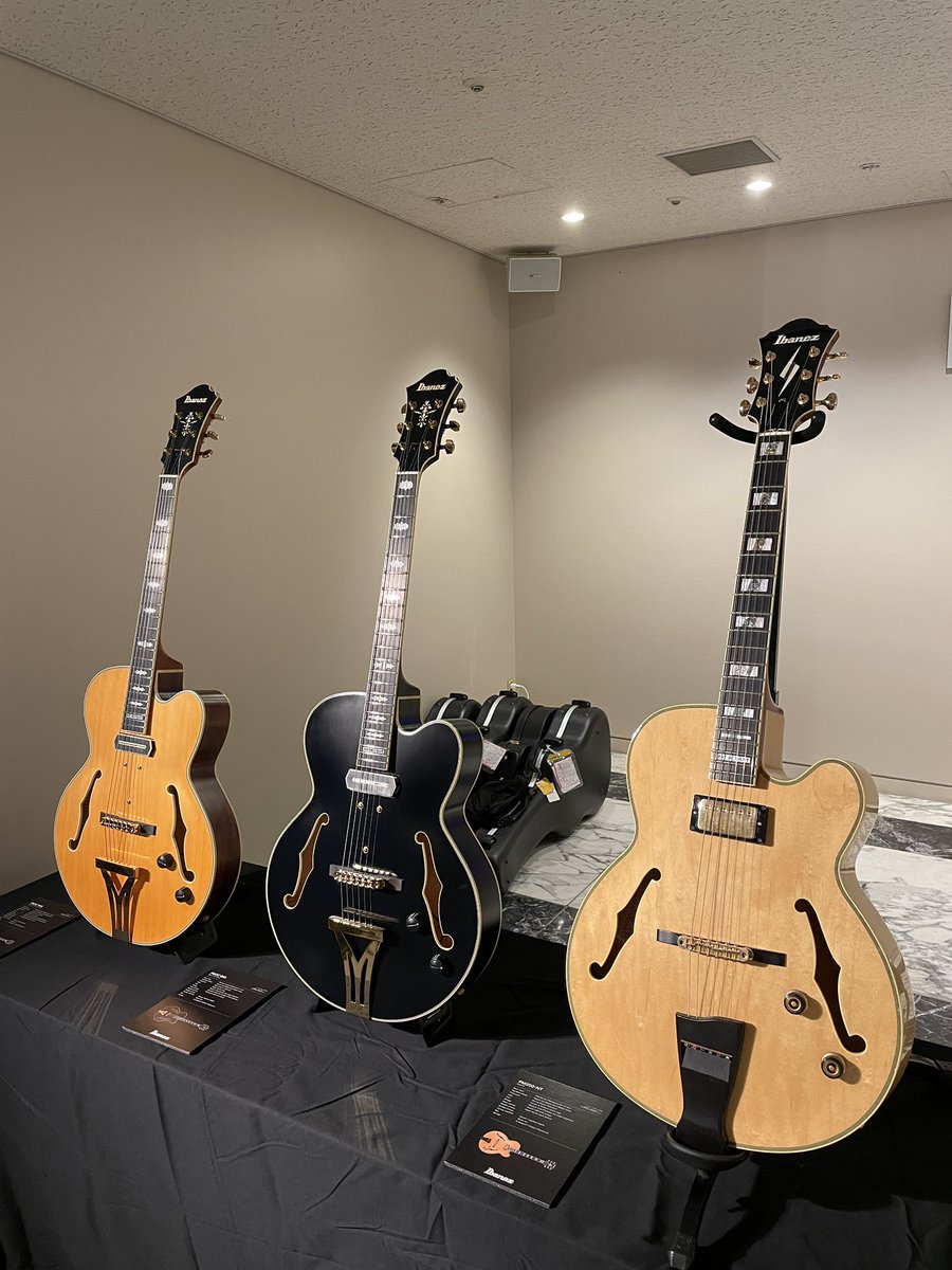 『Blue Note Tokyo Presents
PAT METHENY Dream Box / MoonDial Tour』

今日明日と2FロビーにてPat Metheny Signature Modelを展示いたします！この貴重な機会に是非Ibanez Boothまでお越し下さい！
#patmetheny #bluenote #すみだトリニティホール #ibanez