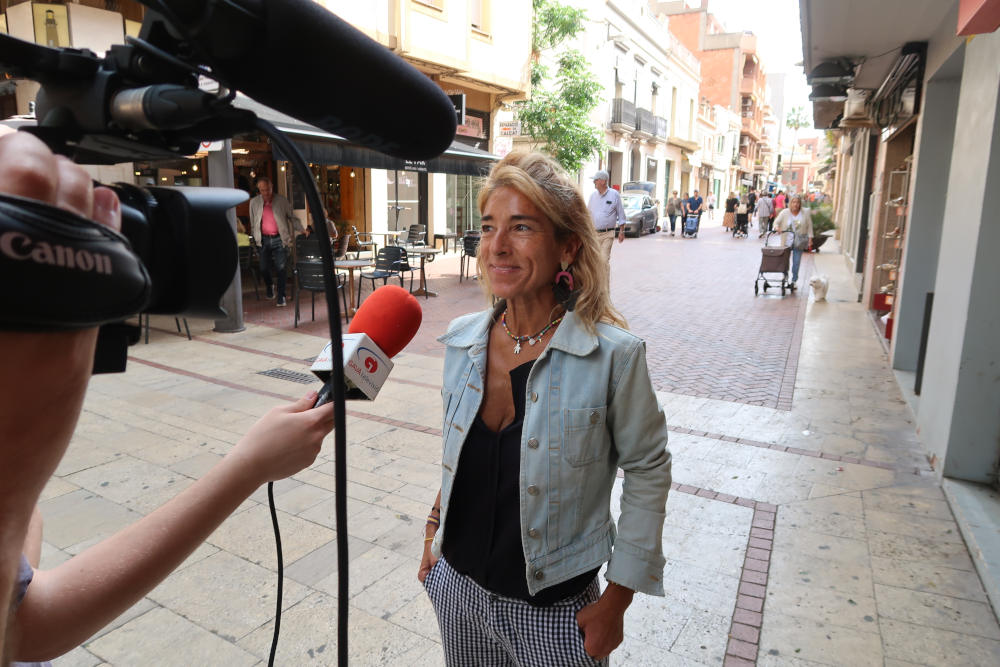 La portaveu de <a href="/gava_pp/">PPGavà</a> <a href="/MonicaPares/">monica pares centeno</a>
 demanarà al Ple Municipal  de #Gavà s’instal·lin tendals a l’Illa de Vianants elbruguersdigital.cat/pp-tendals-lil…