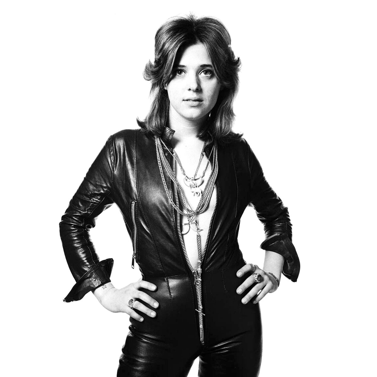 Watford Colosseum (@wfordcolosseum) on Twitter photo The Queen of Rock 'N Roll, <a href="/Suzi_Quatro/">Suzi Quatro</a>, comes to Watford with her UK Tour 2026! 🎸
📆 11th April 2026
🎟️ Tickets on Sale Friday from 10am
Get pre-sale access by signing up to our newsletter >>
bit.ly/SuziQuatro_Wat… The Queen of Rock 'N Roll, <a href="/Suzi_Quatro/">Suzi Quatro</a>, comes to Watford with her UK Tour 2026! 🎸
📆 11th April 2026
🎟️ Tickets on Sale Friday from 10am
Get pre-sale access by signing up to our newsletter >>
bit.ly/SuziQuatro_Wat…