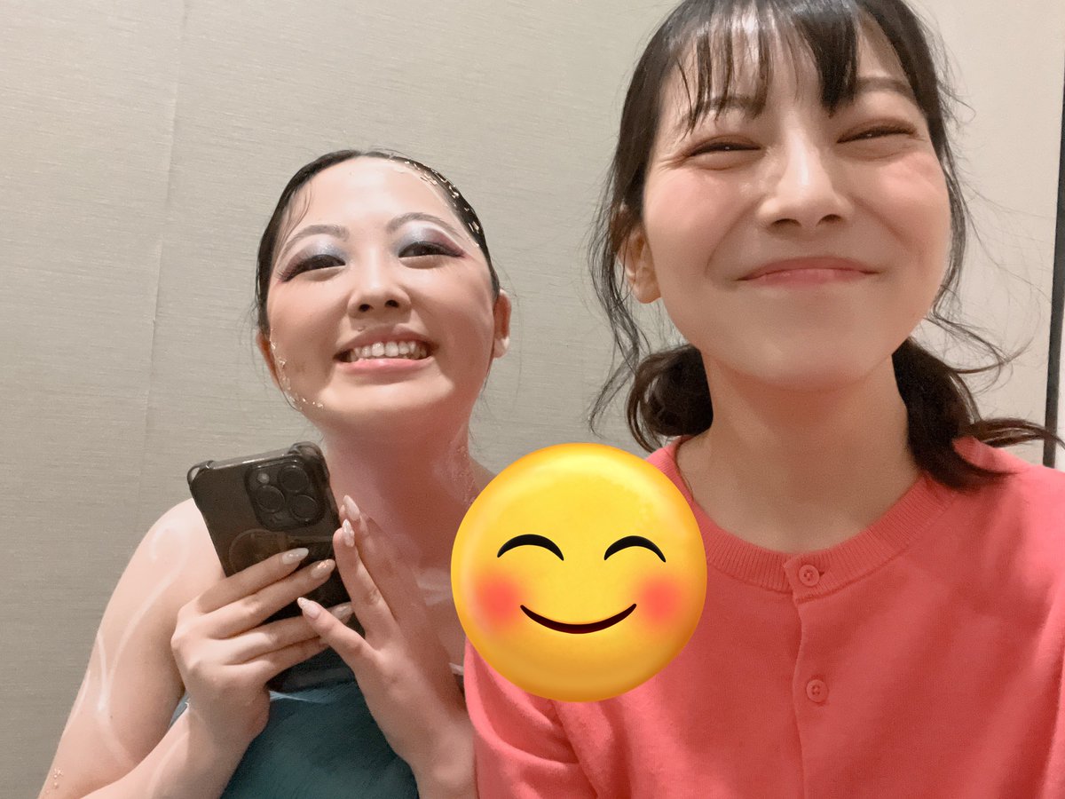 akane_ay6's tweet photo. 知らん間に人の命救ってた！
私、MERやん😳✨
いや、コードブルーでもええで！

雪乃ちゃんいてくれてたくさん笑えました😁
踊ってみたのめっちゃ踊れる黒髪美人ってイメージから、ゲラ乃ちゃんに更新された👏

私も知らん間に敬語ないで？あの帰り道に忘れて来た？？笑

変な人ってここでも言われた🤔 https://t.co/5xcibmoekG