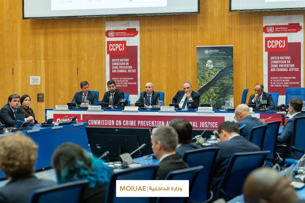 #وزارة_الداخلية تعزز التزامها بمكافحة الجرائم البيئية وتمكين الشباب خلال مشاركتها بالدورة الـ(34) للجنة الأمم المتحدة لمنع الجريمة والعدالة الجنائية (CCPCJ) المنعقدة في العاصمة النمساوية #فيينا، وذلك في إطار التحضيرات الحالية لاستضافة الدورة الـ(15) لمؤتمر الأمم المتحدة لمنع