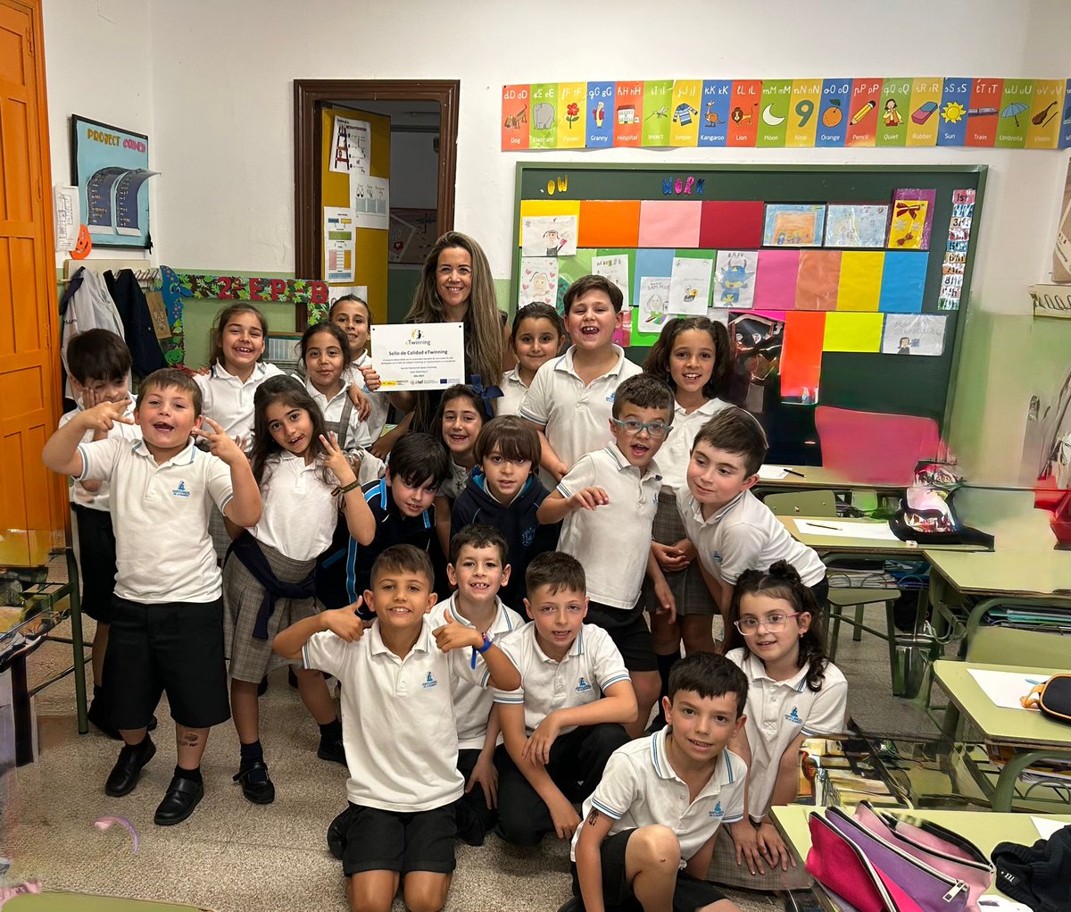 Recibimos placa del Sello de Calidad etwinning por parte de Servicio Nacional de Apoyo. #etwinning