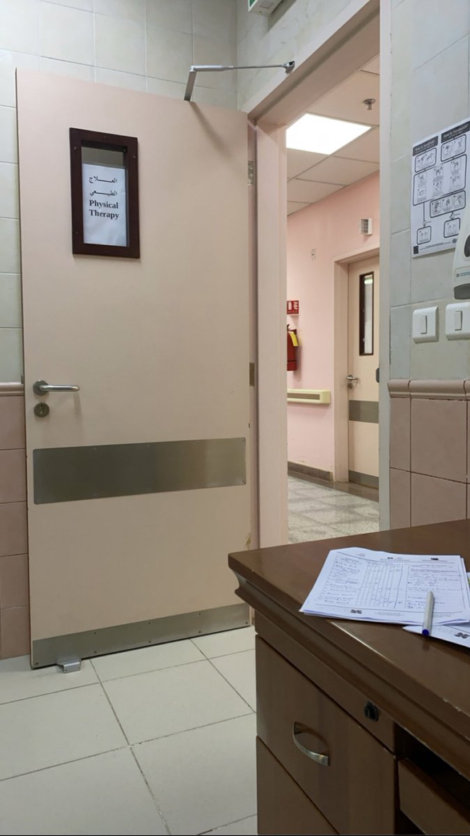 عند الموادع 
دمع عيني غلبني 
        💛