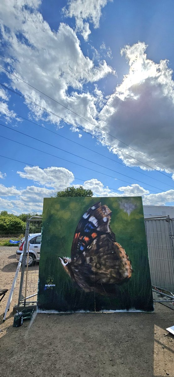 ArtofTonyNero's tweet photo. A little butterfly I did on Sunday for the Railworld Wildlife Haven paint jam. A bit of spray paint action 🎨👌🏾 https://t.co/Pj0SNGemzD