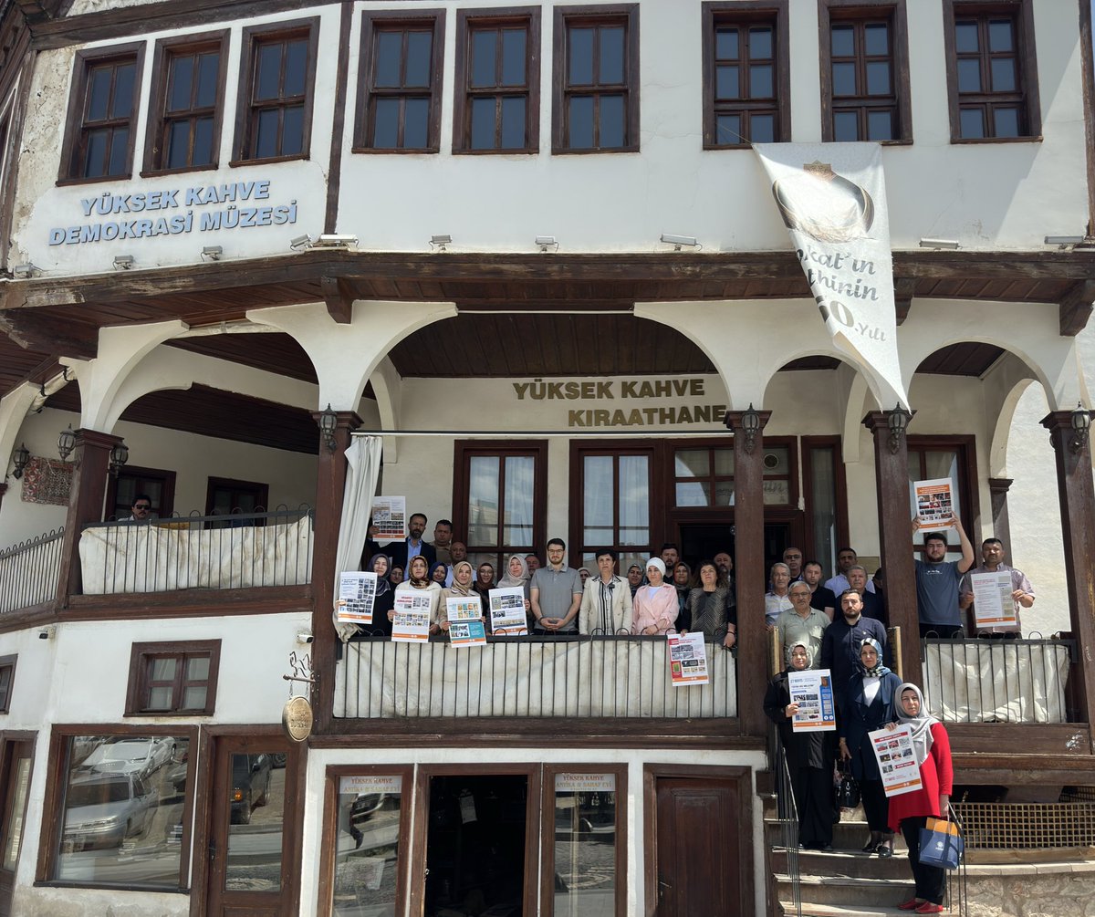 27 Mayıs 1960 askeri darbesinin yıl dönümünde, tarihi önemi büyük olan bir mekânda basın açıklamamızı gerçekleştirdik. Başta Gazi Mustafa Kemal Atatürk olmak üzere, İsmet İnönü, Rauf Orbay, Celal Bayar ve Adnan Menderes’in Tokat ziyaretleri sırasında konuşmalarını yaptığı Yüksek