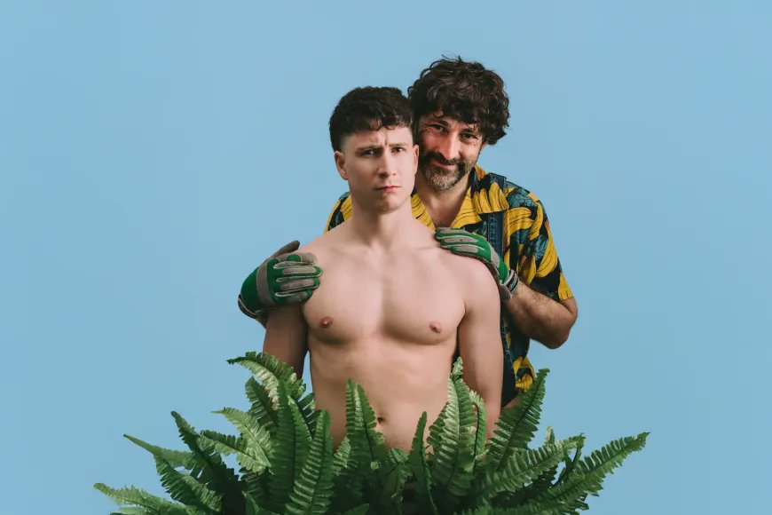JamentensCR's tweet photo. 🏳️‍⚧️🏳️‍🌈 La @salaversus_gl acull fins aquest diumenge l'obra 'Ben Plantats' on l'amor tòxic és l' eix central. Ho comentem amb el creador @JoaqinArias, amb la directora Anna Sarrablo i amb l'actor Roger Vilà. La podeu escoltar a partir del min 41'26'' https://t.co/RYjheGeUgp https://t.co/pDYlMcw7Ul