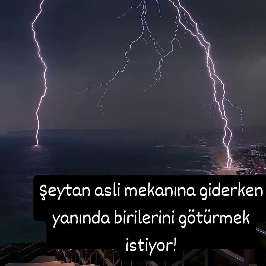 Bir_AyetHadis's tweet photo. Nur 21. Ey iman edenler! Şeytanın adımlarına uymayın... https://t.co/OYg1QL9ffr