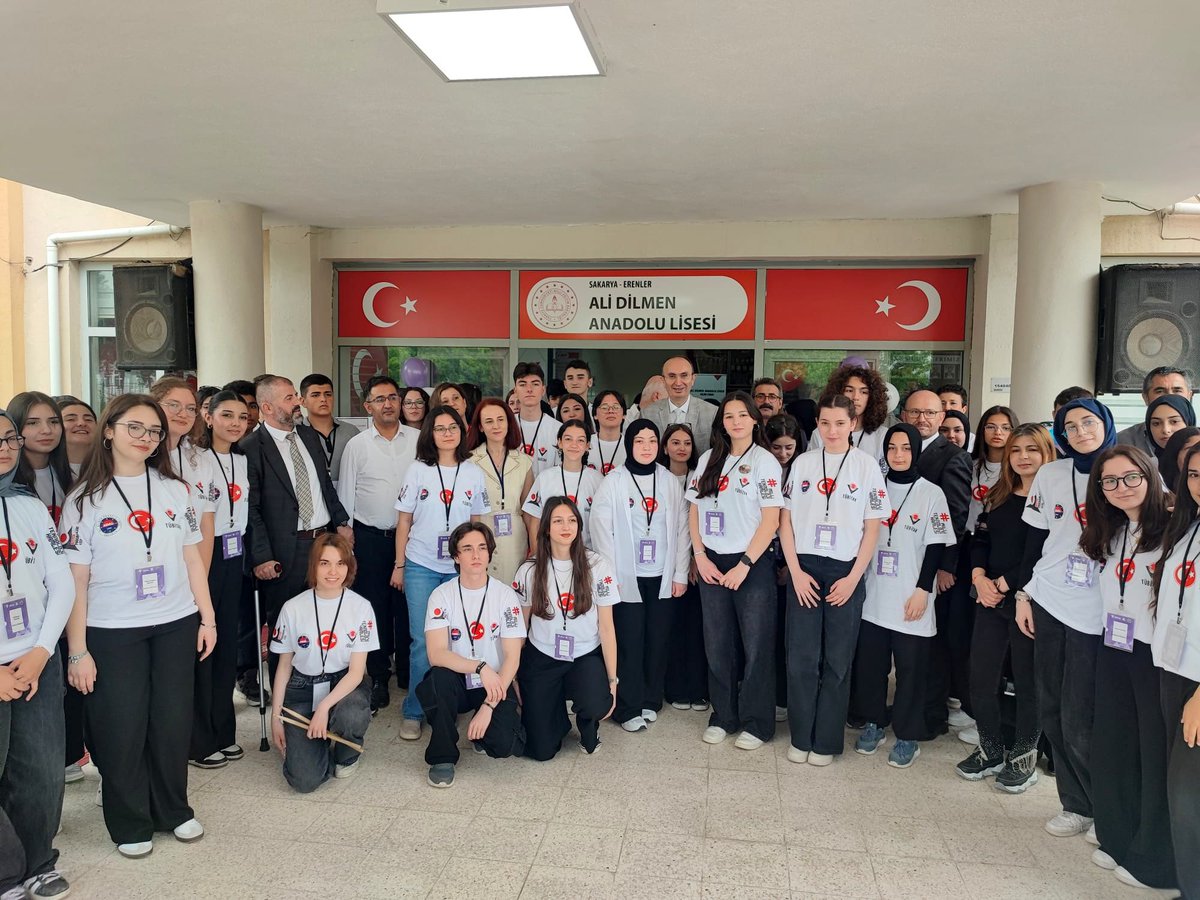 Ali Dilmen Anadolu Lisesi tarafından Tübitak Bilim Fuarı düzenlendi. Fuarı Ak Parti Sakarya Milletvekili Sayın Ali İnci ve Kaymakamımız Sayın Günhan Yazar da ziyaret etti.

<a href="/aliinci_54/">Ali İNCİ</a> 
<a href="/gunhanyazar/">Günhan Yazar</a> 
<a href="/coskunbakirtas/">Coşkun BAKIRTAŞ</a> 
<a href="/ayhannersoyy/">Ayhan Ersoy</a>