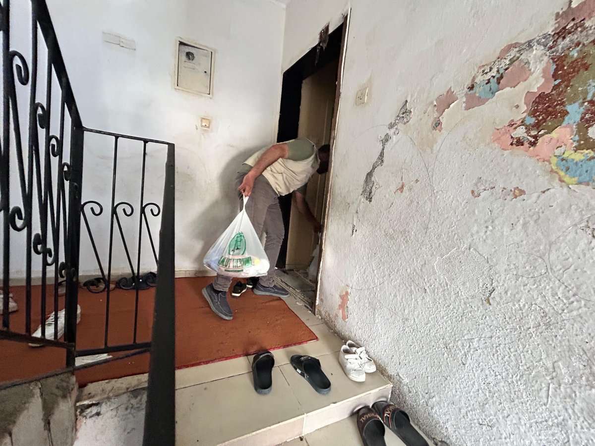 umutkervanivkf's tweet photo. Umut Kervanı olarak Adana Ceyhan'da ihtiyaç sahibi ailelerimize yönelik gıda paketi dağıtımı gerçekleştirdik. https://t.co/GZ6PcaAIpe
