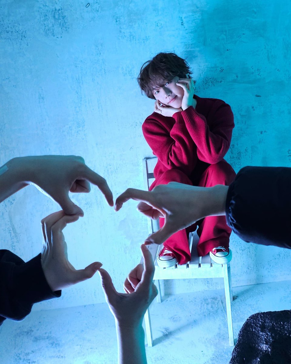 knockknock0408's tweet photo. BAEKHYUN - inb100_official ins : ૮・ﻌ・ა☁✨ https://t.co/ialPl0EjFX