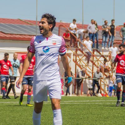 Hace 7 años <a href="/mariotome8/">mariotome8</a> volvía a su casa tras el ascenso a 3ª de la <a href="/adllerenenseof/">A.D. LLERENENSE</a> tras ganar al Sanvicenteño.

Hasta el dia de hoy

4 permanencias.
1 Final de PlayOffs.
1 Campeonato de liga.
1 ascenso.

🫡 Capitán de Capitanes.