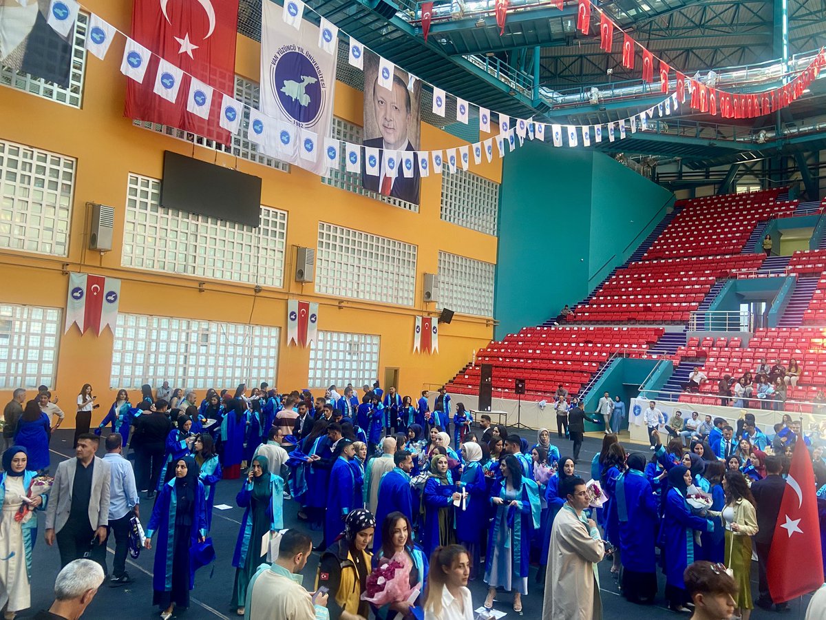 Van YYÜ Eğitim Fakültesi tweet media