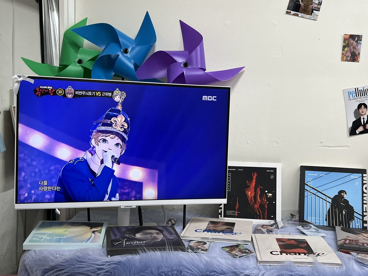 📍아이니드케이크 홍대

윈드컴퍼니 입사할게요 ꉂꉂ(ᵔᗜᵔ*)
앞뒤로 다른 포카도 웃기고 귀여워요
떡메도 쏘 큐트… ෆ

무대 영상도 볼 수 있어서 즐거웠어요🎶

#김재환사장님의_서른번째생일을_진심으로축하드립니다 
#사장님_얼굴이_복지다