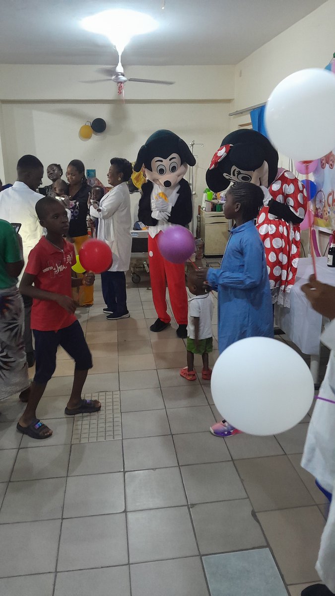 DrSamuelUK's tweet photo. Children's Day is dedicated to the heart and soul of our future—our children. Let's honour their innocence, curiosity, and boundless potential through laughter, play, and love, as we nurture their dreams and aspirations. Let’s create a world where every... https://t.co/OH3uNeKjTZ