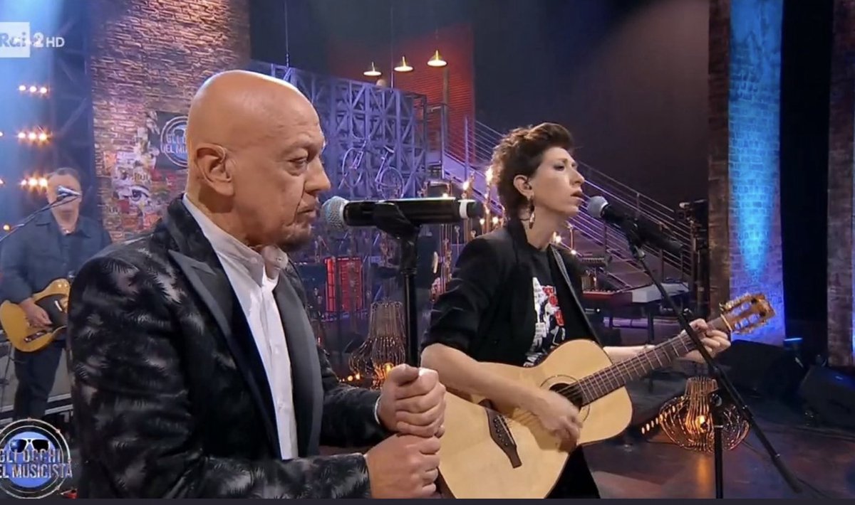 Grande voce, grande musicalità, un’artista vera.
Auguri ⁦<a href="/MiroAndrea/">Andrea Mirò</a>⁩