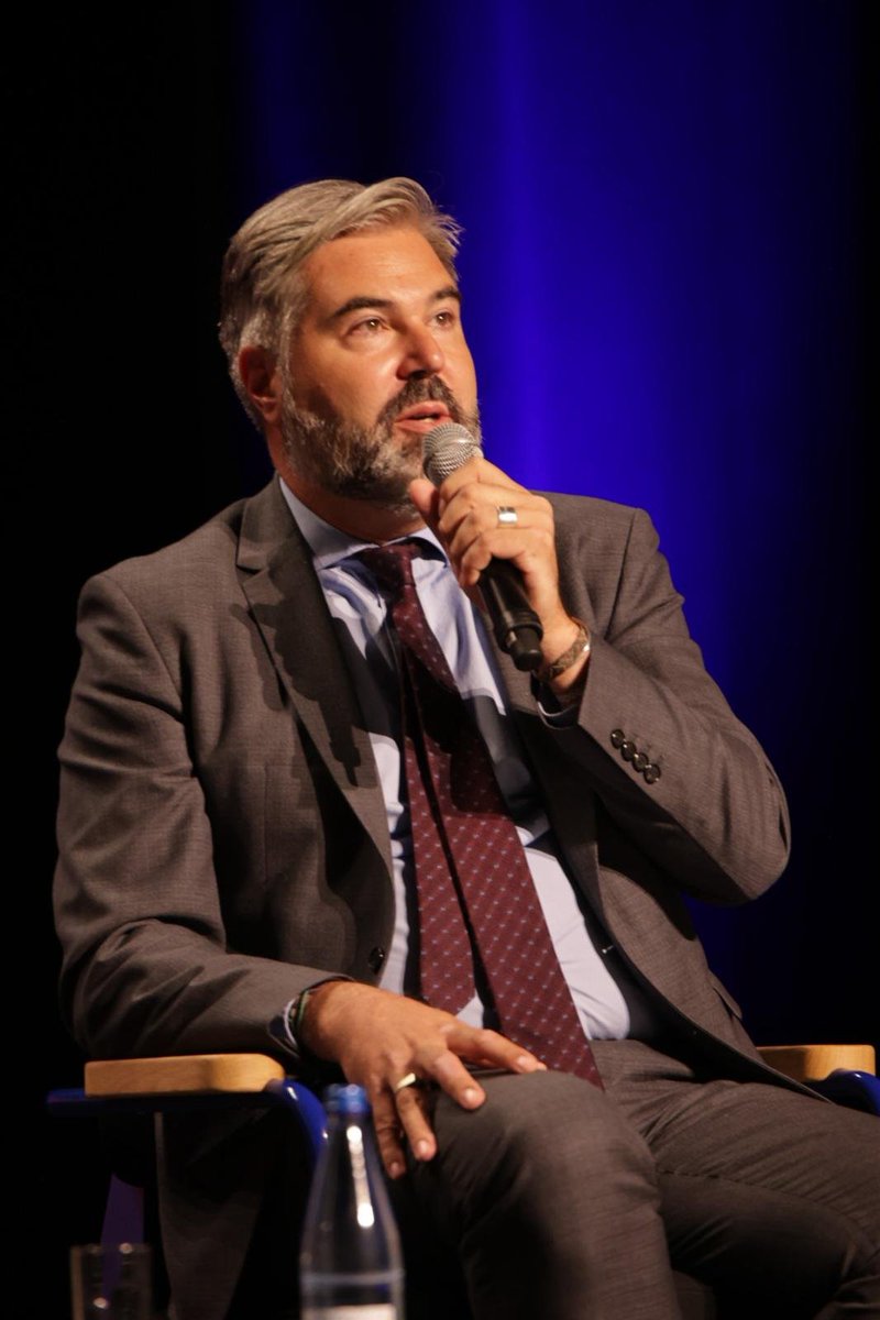 .<a href="/KastrinidisK/">Kosta Kastrinidis</a>, Directeur des Prêts de la <a href="/BanqueDesTerr/">Banque des Territoires</a> : "Le volume d’investissement (en valeur absolue) des   bailleurs sociaux est massif malgré les incertitudes, on ne le dit pas assez. C’est un signal fort." #JournéeLogementSocial