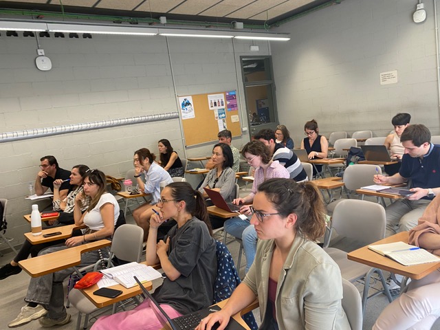 La setmana passada vam celebrar les Jornades Doctorals de l’àmbit de Gestió de la Cultura i del Patrimoni!

Un espai d’intercanvi i reflexió sobre recerques que aborden cultura, patrimoni i societat. Gràcies a totes les persones participants! 👏