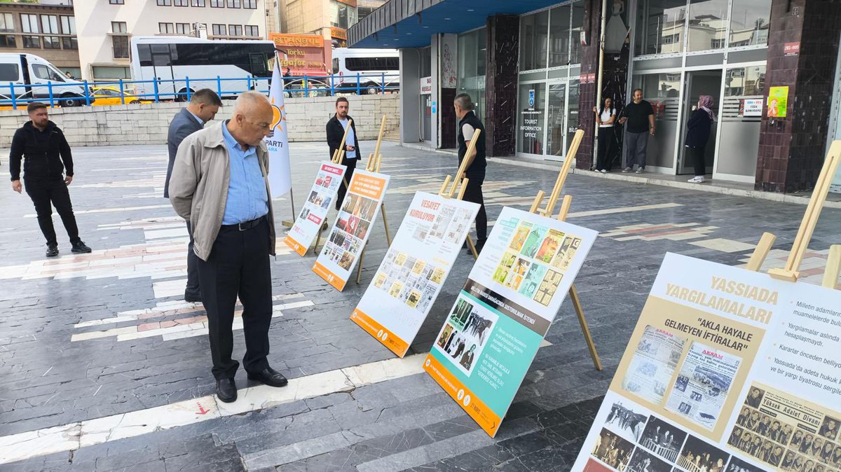 AK Parti Ankara (@akpartiankara) on Twitter photo 📍Ulus
İnsan Haklarından Sorumlu İl Başkan Yardımcımız <a href="/cemalgungor60/">Cemal Gungor🇹🇷🟢</a>, #27Mayıs 1960 Darbesi’nin yıl dönümünde basın açıklaması gerçekleştirdi.
Darbe sürecini anlatan serginin açılışı yapılarak vatandaşlarımızın ziyaretine sunuldu. 📍Ulus
İnsan Haklarından Sorumlu İl Başkan Yardımcımız <a href="/cemalgungor60/">Cemal Gungor🇹🇷🟢</a>, #27Mayıs 1960 Darbesi’nin yıl dönümünde basın açıklaması gerçekleştirdi.
Darbe sürecini anlatan serginin açılışı yapılarak vatandaşlarımızın ziyaretine sunuldu.