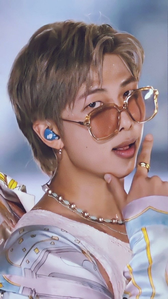 silveross67's tweet image. CONGRATULATIONS RM
WE ARE PROUD OF YOU RM
PROUD OF YOU RM 
FATHER OF K-POP
PROUD OF YOU RM
RM AMAS FAVORITE K-POP ARTIST
#RM_AMAFavoriteKpopArtist
#AMAs
#RMwinsAtAMA2025
#RMAMAS2025
#RMFavoriteKpopArtist