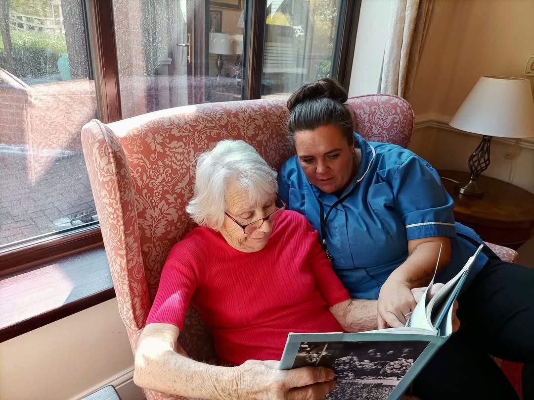 CroftCareHome's tweet photo. Here at The Croft, companionship is at the heart of everything we do. 🥰

From group games and reading clubs to music sessions, and quiet chats with our carers, our wide range of activities helps bring our residents together in meaningful ways. 📖🎶🎲

#activities #carehome https://t.co/SvsPOJf3n2