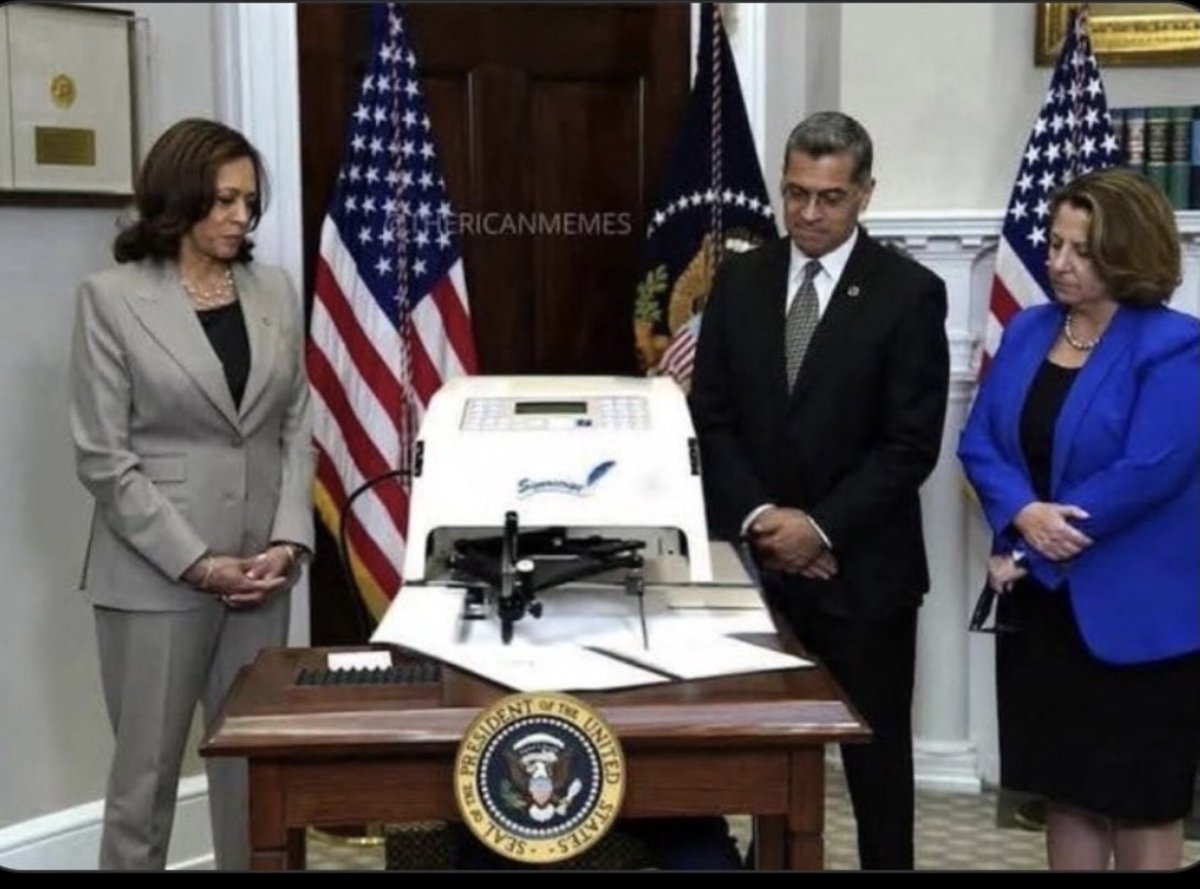 Is that the 46th President. 😳😳😳
<a href="/GabiNga1/">Gabi🌻</a> 
<a href="/1mcmn/">🔸Min McC🔸</a> 
<a href="/Ilegvm/">💥Texas Girl💥</a> 
<a href="/Imcg_2/">♥️Allie🇺🇸</a> 
<a href="/InjunJoe2726/">Joe Reyes</a> 
<a href="/stiletoprincess/">🌹Bond...Eva Bond is back🌹</a> 
<a href="/brindleh/">Marcy</a> 
<a href="/mamacita4life2/">🌺🌸🇺🇸✝️MAR✝️🇺🇸🌸🌺</a> 
<a href="/IndyMagz/">@IndyMagz ♦KAG🇺🇸🇺🇸🇺🇸🇺🇸🇺🇸🇺🇸🇺🇸🇺🇸</a> 
<a href="/SheriHerman19/">Sheri Herman</a> 
<a href="/snoopsmom123/">Suzanne 🇺🇸♥️</a> 
<a href="/drag0nmaster17/">Danny</a> 
<a href="/Rickster_75/">🗡️🛡️Sir Rickster🛡️🗡️</a> 
<a href="/Littletrae64/">ItsmeTrae🇺🇸</a> 
<a href="/anneinparadise/">Anne in Paradise🌴🇺🇸</a> 
<a href="/Merica197138/">Merica 🦋💞</a> 
<a href="/MischiefMoth86/">❤️🤍💙Mischief Moth❤️🤍💙</a>