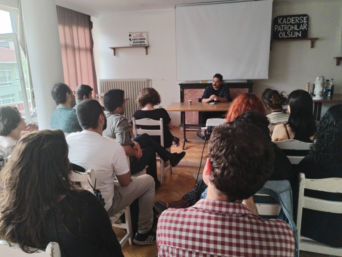 📍Ankara

Emre Yeksan’ın derlediği “Park” videosu üzerinden 1922 İzmir Yangın'ını ve ulus bilincinin yaratımını konuştuk.

Katılan herkese teşekkür ederiz, etkinliklerimiz devam edecektir.