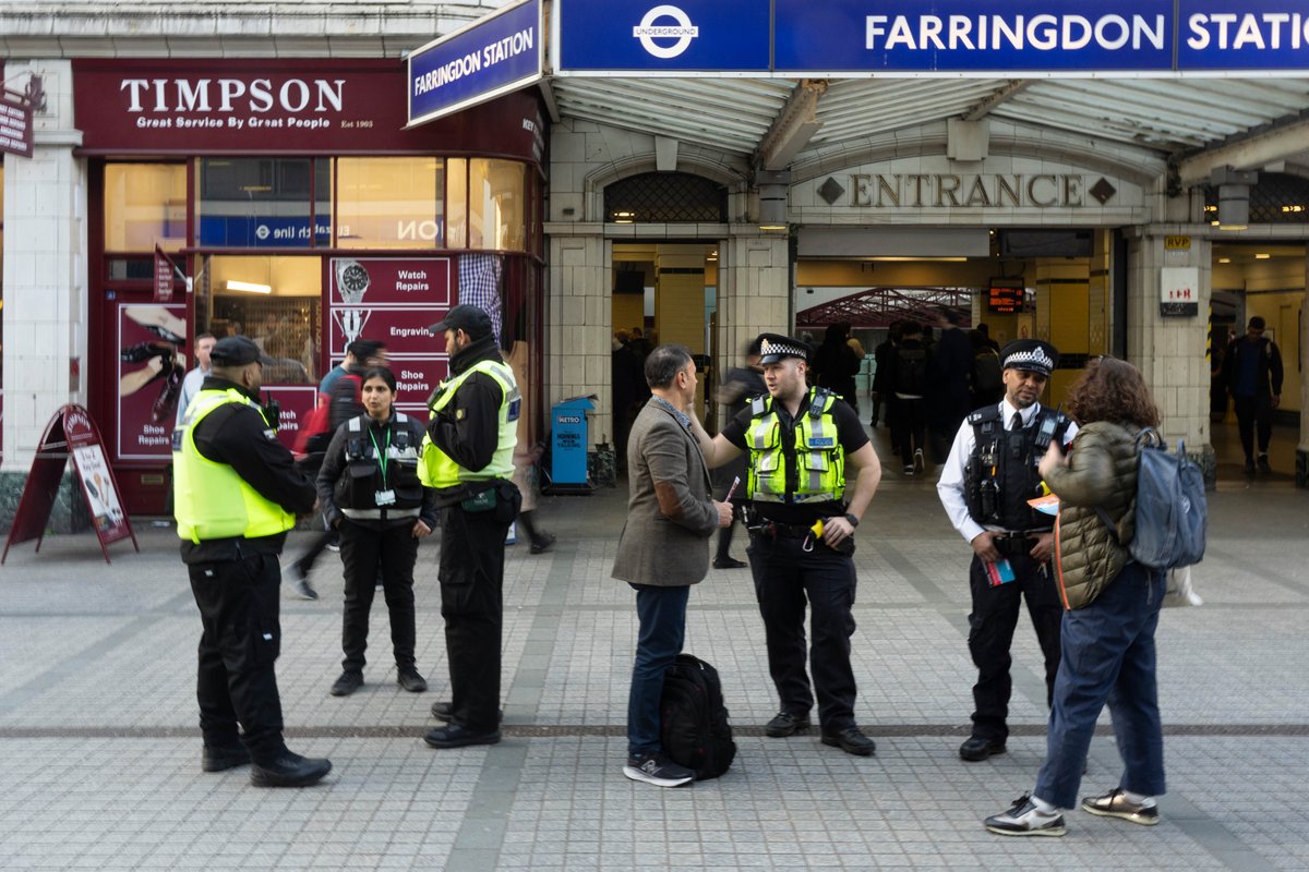 In response to feedback from local businesses, we recently took action against street fundraisers at Farringdon station. We're working to monitor activity in the area and advocate for greater enforcement to ensure public spaces remain welcoming and safe 👮‍♂️