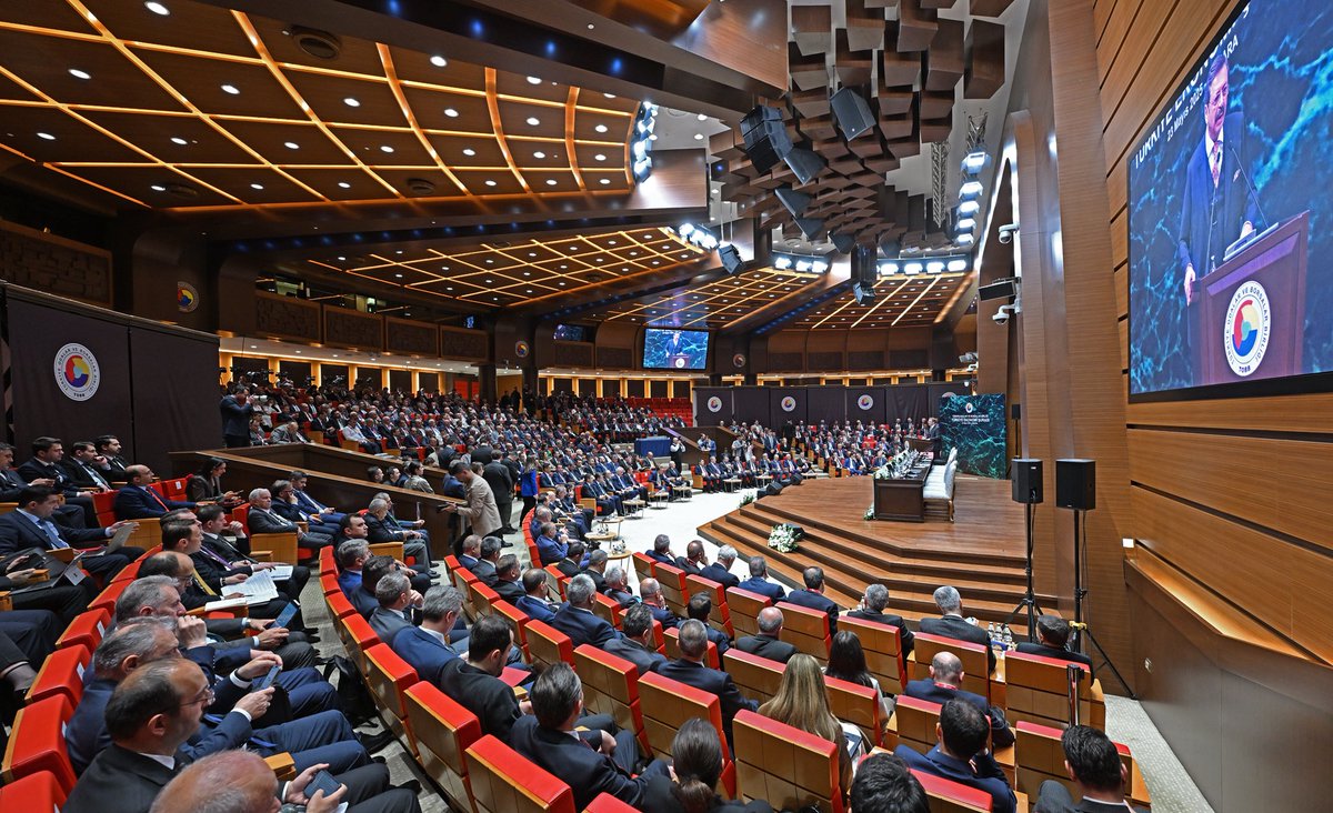 Başkan Akyürek, TOBB Türkiye Ekonomi Şurası’nda Artvin’in Sorunlarını Gündeme Taşıdı.

hopam.com/icerikdetay.ph…