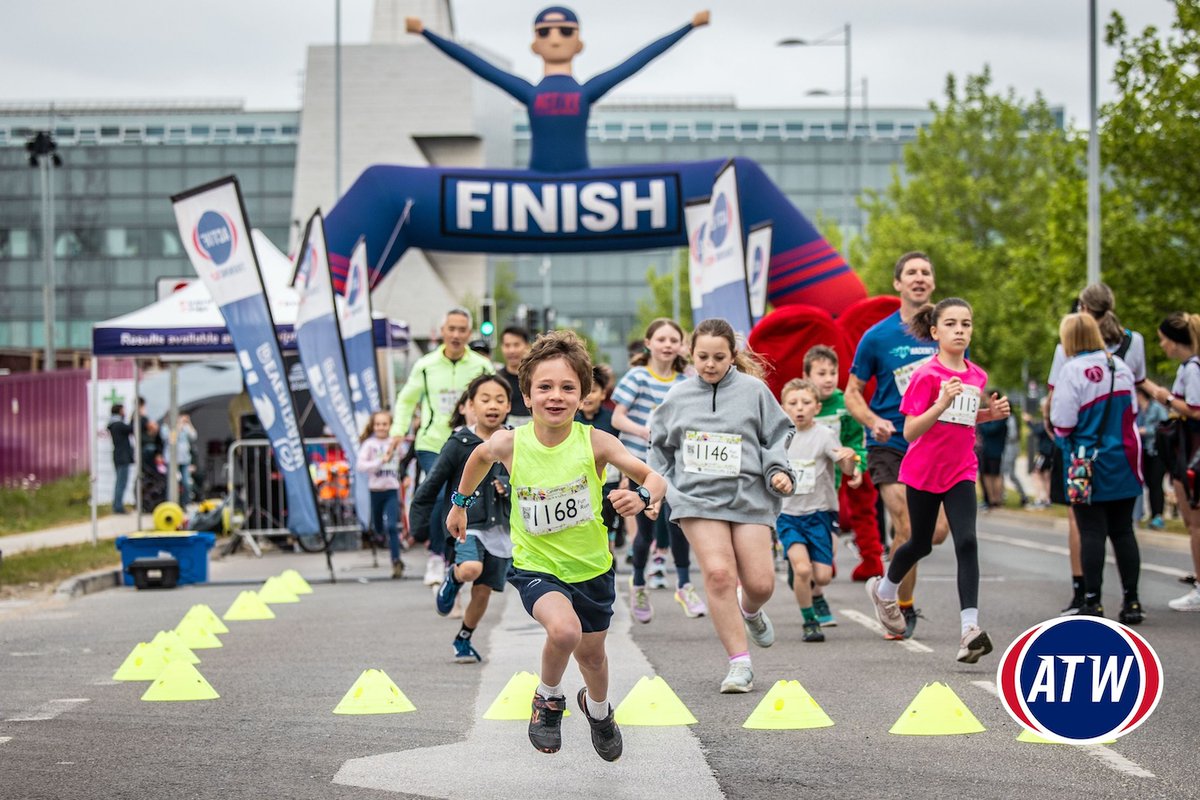 CamBioCampus's tweet image. Our second 10k, 5k and Fun Run saw over 1000 entrants come together to celebrate community and getting healthy whilst raising almost £20k for charity!
Thanks to our sponsors @prologisuk.
See some of our favourite photos from the day and read more now: cambridge-biomedical.com/news/campus-ru…