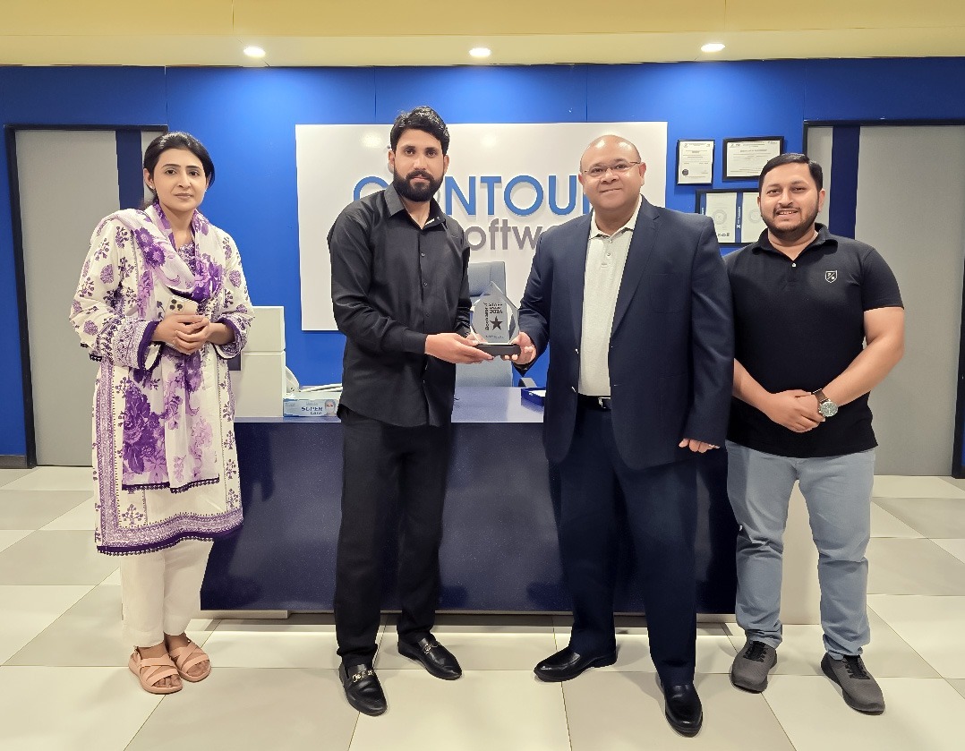 A big shout-out to our amazing staff award recipients: Rafa, Cynthia, Abraham, David (first picture) &amp; Nouman (second picture, on the left, receiving his award from Bilal Mahmood)! 🏆 Your hard work &amp; dedication are truly inspiring. Well done! #StaffAwards #Team #Congratulations