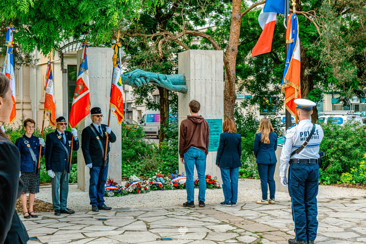 [#Mémoire] 🎖️ 𝐉𝐨𝐮𝐫𝐧𝐞́𝐞 𝐝𝐞 𝐥𝐚 𝐑𝐞́𝐬𝐢𝐬𝐭𝐚𝐧𝐜𝐞 Ce matin, la Ville de Vichy et l’ANACR Allier ont commémoré l’engagement des résistants, 80 ans après la Victoire de 1945.