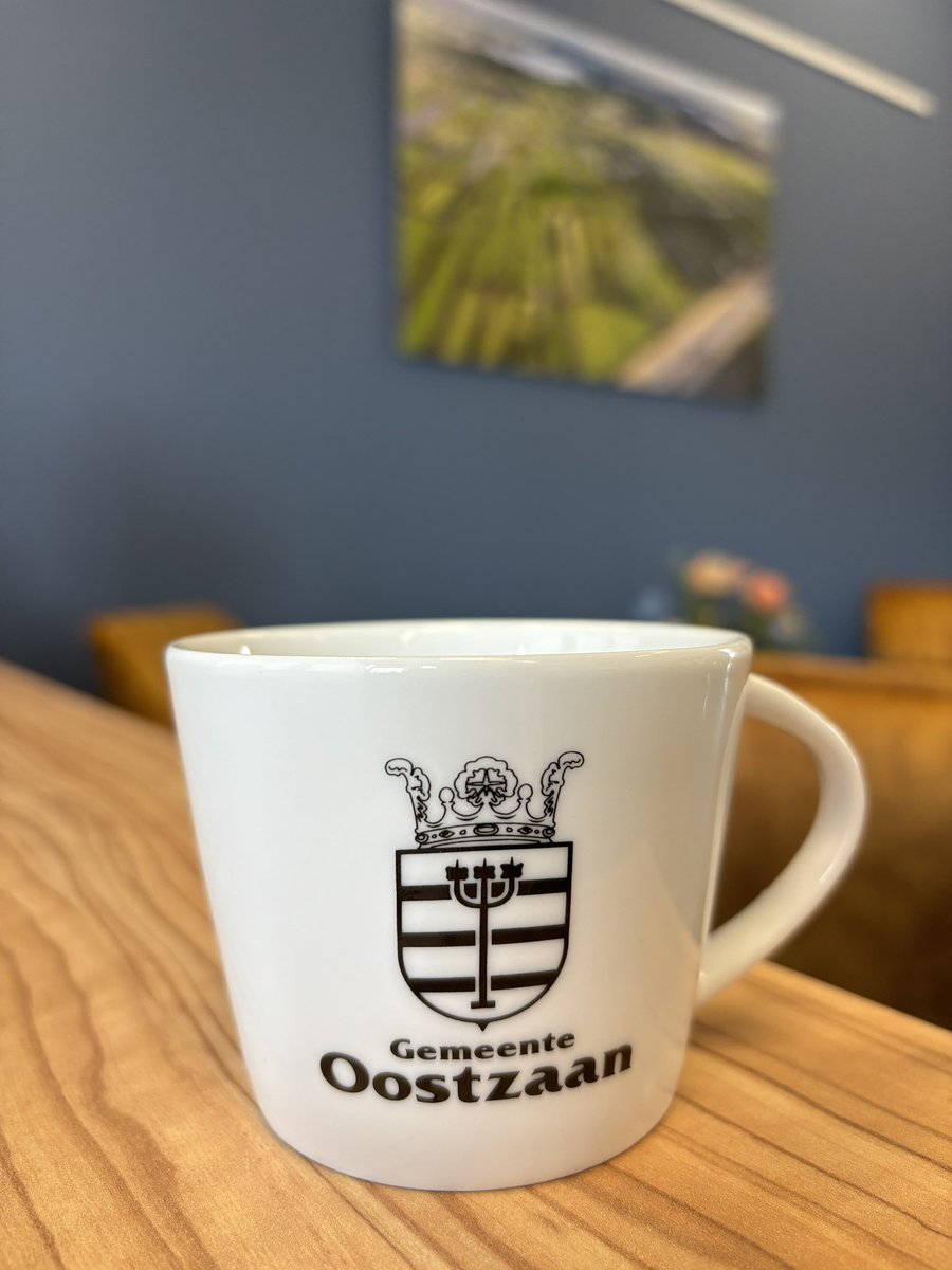 Dinsdagochtend = collegevergadering uit het favoriete servies ☕️