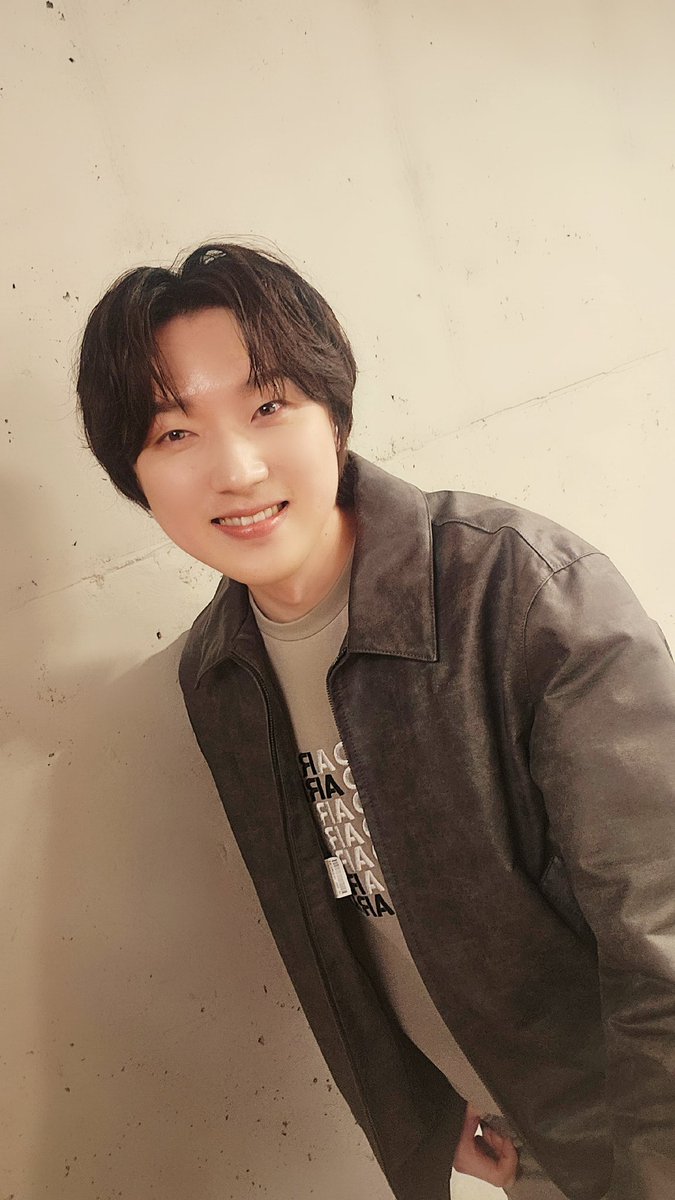 PITTA_official's tweet image. [#PITTA] 
어제 공개된  네이버 웹툰 벤타블랙 OST 
&amp;lt;VANTA BLACK&amp;gt; 잘 듣고 계신가요? 🔊

참여를 바로 결정할 정도로 단숨에 반한 곡이었는데요 좋은 반응을 얻고 있다고해서 매우 기쁩니다😆

#PITTA #강형호 #HyungHoKang 
#벤타블랙 #VANTABLACK #네이버웹툰