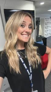 Shân Cothi (@realshancothi) on Twitter photo Helo! Criw Bore Cothi <a href="/BBCRadioCymru/">Radio Cymru</a> yn barod am eich cwmni…ag edrych mlan i gal cwmni yr hyfryd <a href="/elinfflur/">Elin Fflur</a> ag archif arbennig yr Eisteddfod <a href="/EisteddfodUrdd/">Eisteddfod yr Urdd a’r Celfyddydau</a> heddi yn cynnwys llais Heather Jones pan enillodd hi yr Unawd BOP yn Eist. 1967! Co ni off ag ambell ganlyniad ar ffordd! Helo! Criw Bore Cothi <a href="/BBCRadioCymru/">Radio Cymru</a> yn barod am eich cwmni…ag edrych mlan i gal cwmni yr hyfryd <a href="/elinfflur/">Elin Fflur</a> ag archif arbennig yr Eisteddfod <a href="/EisteddfodUrdd/">Eisteddfod yr Urdd a’r Celfyddydau</a> heddi yn cynnwys llais Heather Jones pan enillodd hi yr Unawd BOP yn Eist. 1967! Co ni off ag ambell ganlyniad ar ffordd!