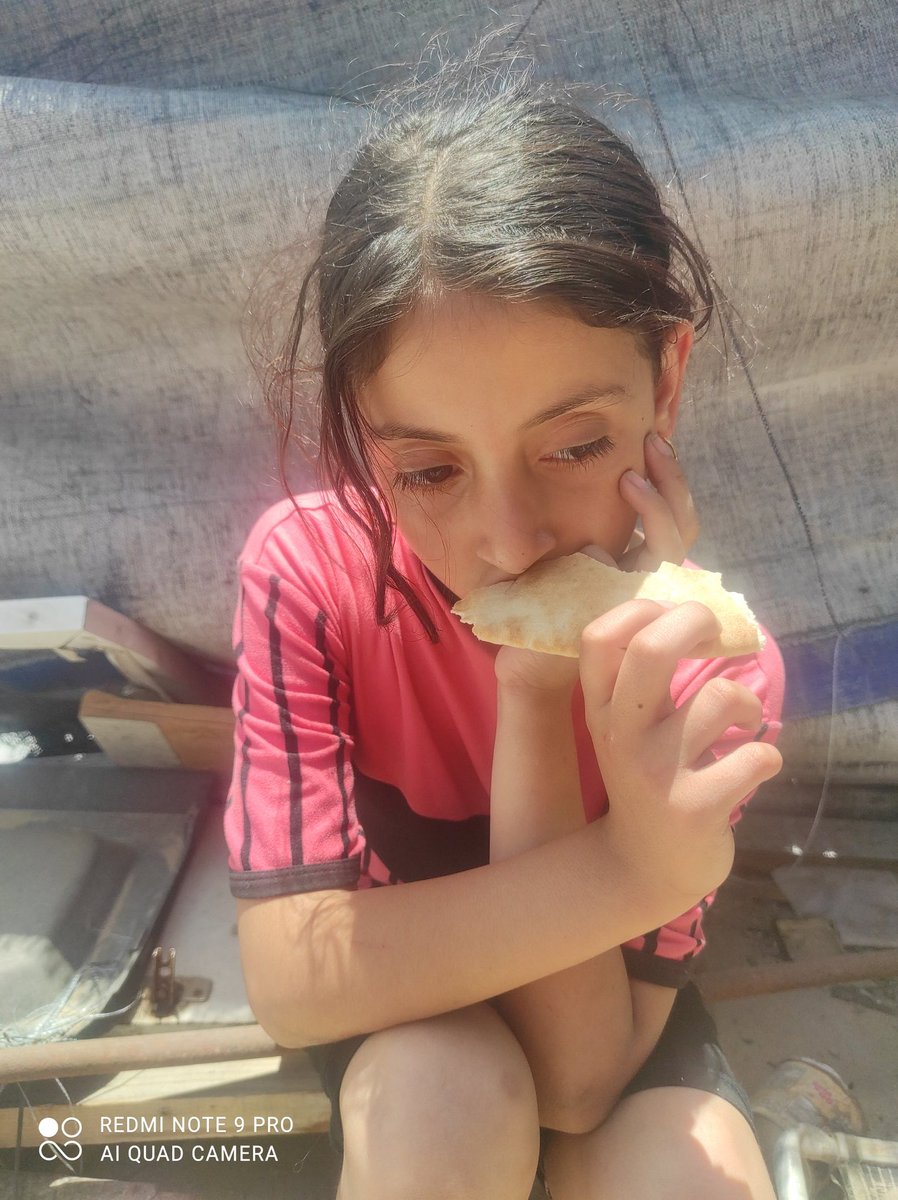 I want a piece of bread for my daughter, my family and the elderly, they cannot bear hunger. Please help me get a loaf of bread.

chuffed.org/project/help-k…