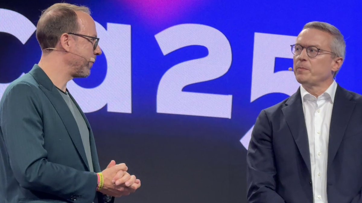 Beim #republica25-Vortrag von Bundesdigitalminister Wildberg wurde klar: Digitalisierung braucht Tempo – und Vertrauen. Aber: Nur mit inklusiver Medienbildung und Beteiligung aller Generationen gelingt der Wandel.Technik allein reicht nicht. #Medienkompetenz #DigitaleGesellschaft